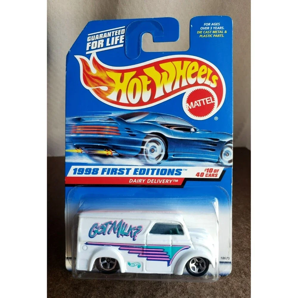 Hot Wheels DAIRY DELIVERY '98 FIRST EDITIONS & CIRCUS ON WHEELS SERIES LOT OF 2